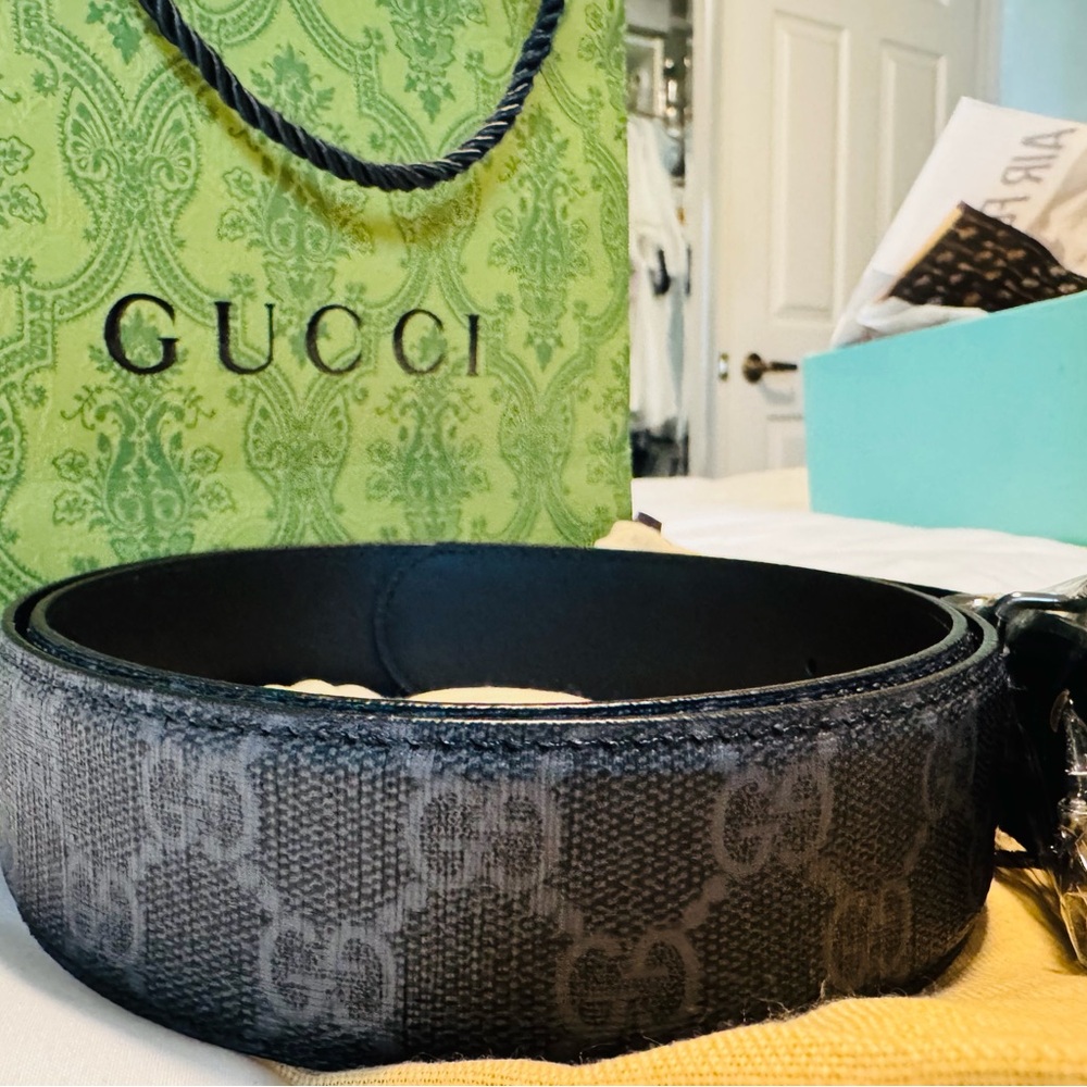 Gucci Black Men's Belt with Interlocking “GG” Buckle - Picture 5 of 6